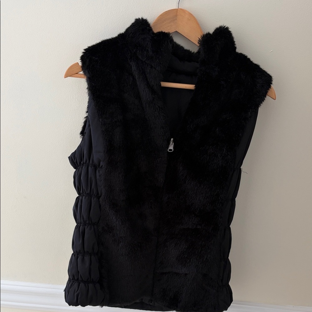 Scully Women's Elegant Black Vest